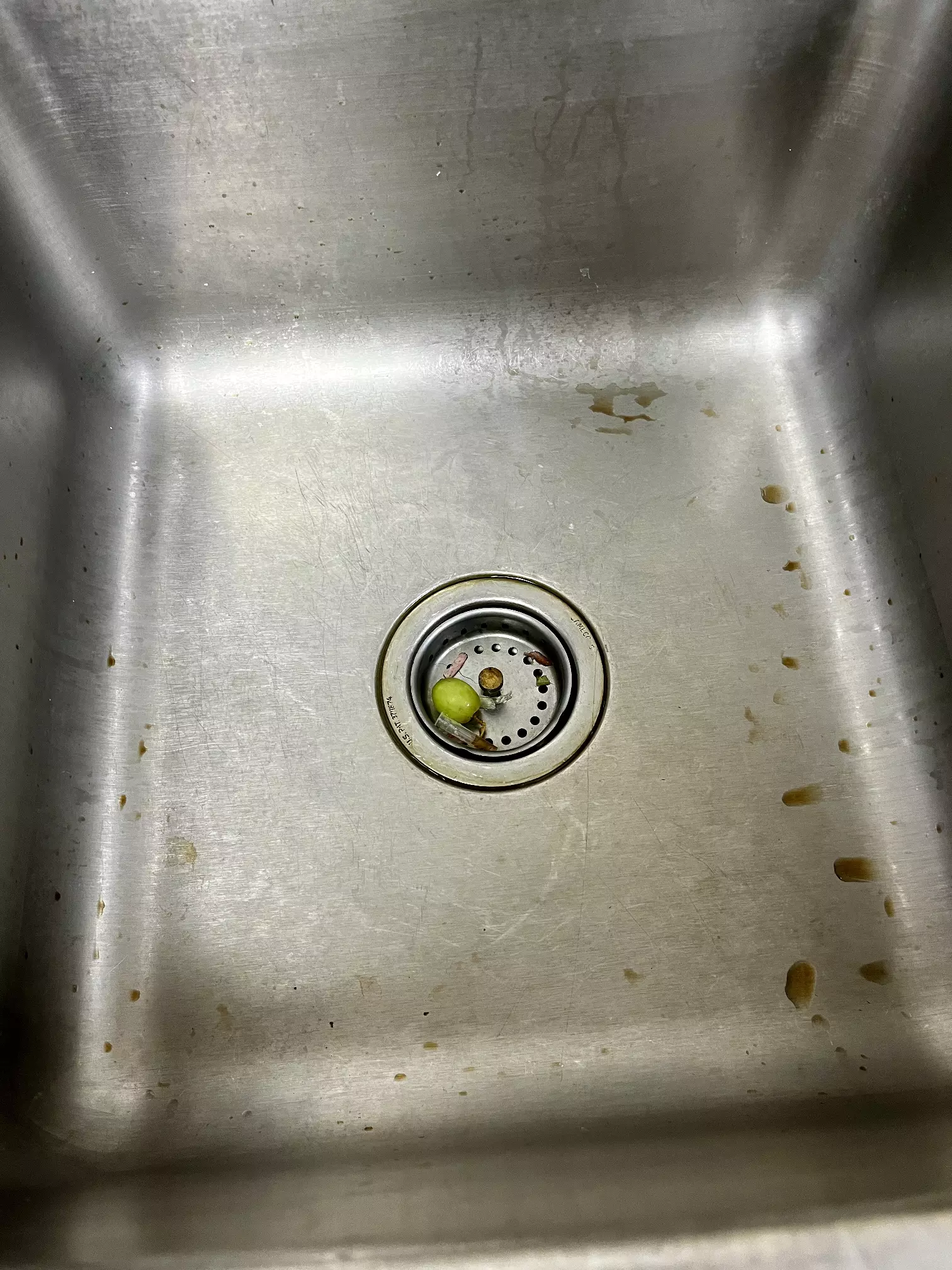 dirty sink before Too Good Maids cleaning